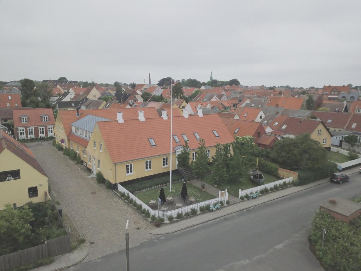 Femmasteren Hotel & Hostel Marstal Exterior photo